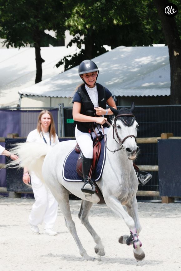 Giulia Sarkozy en détente du Prix Decathlon  lors de la 12ème édition Longines Paris Eiffel Jumping au pied de la Tour Eiffel sur le Champ-de-Mars à Paris, France le 20 juin 2026

© Tiphaine Lebely/Bestimage