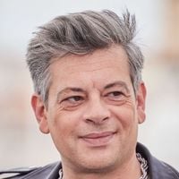 Paris, Sète, Buenos Aires... Comment Benjamin Biolay réinvente son quotidien d'un pied-à-terre à l'autre