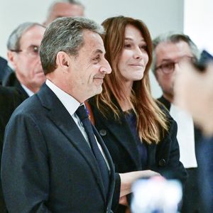 Nicolas Sarkozy et sa femme Carla Bruni - Nicolas Sarkozy condamné à 5 ans de prison à l'issue du procès de l'affaire du financement libyen au tribunal correctionnel de Paris, le 25 septembre 2025. L'ancien chef de l'Etat était accompagné de sa femme, C.Bruni. Nicolas Sarkozy, jugé coupable d’association de malfaiteurs, sera prochainement convoqué en vue de lui signifier la date de son incarcération. 
© Christian Liewig / Bestimage