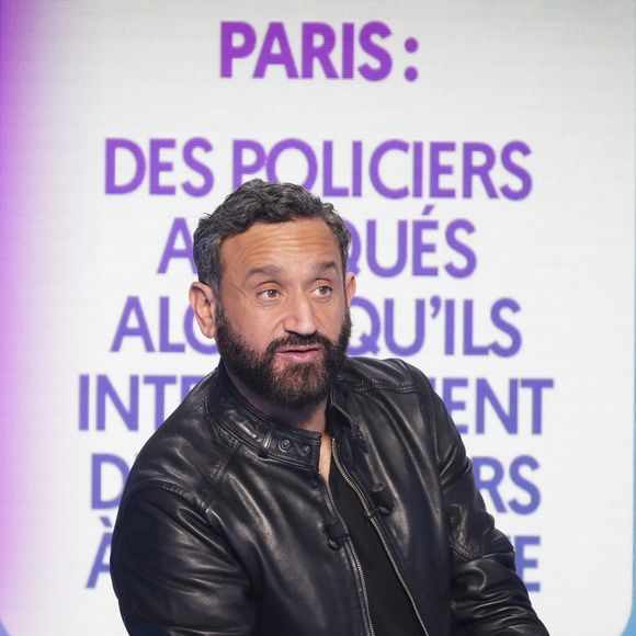 Exclusif - Cyril Hanouna, sur le plateau de l’émission « TPMP » présentée par C.Hanouna et diffusée en direct sur C8, Paris, France, le 24 fevrier 2025. © Jack Tribeca / Bestimage