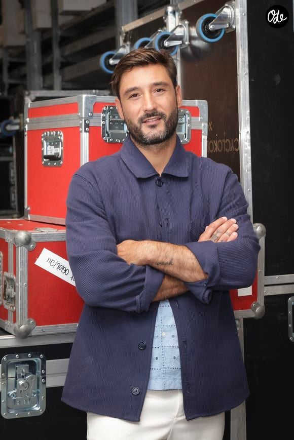 Jérémy Frérot lors de l'enregistrement de l'émission "Le Grand Echiquier, Spéciale Outre-Mer", présentée par C.Chazal et A.Manoukian et diffusée le 31 octobre sur France 2.

© Jack Tribeca / Bestimage