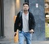 Il travaille sur des projets pour une clientèle riche et exigeante.

David Charvet termine une séance d'entraînement chez Burn à Studio City, en Californie. L'ancien acteur de Baywatch, âgé de 53 ans, a montré ses bras toniques en quittant la salle de sport.
The ImageDirect / Bestimage