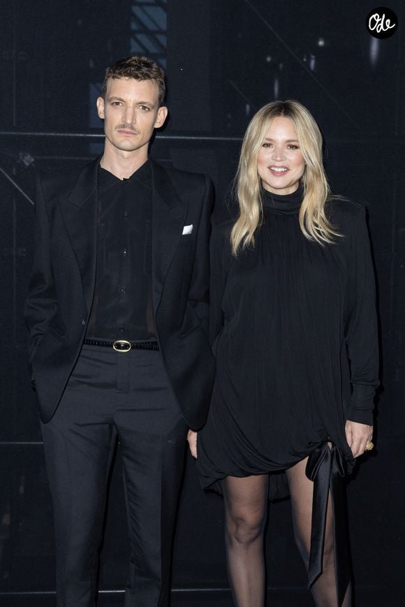 Niels Schneider et sa compagne Virginie Efira - Photocall du défilé Saint Laurent Womenswear Printemps/été 2024 dans le cadre de la Fashion week de Paris le 26 septembre 2023 à Paris. © Olivier Borde/Bestimage