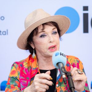 Anny Duperey lors du Festival du livre de Nice 2025, France, le 30 mai 2025. Photo par Shootpix/ABACAPRESS.COM