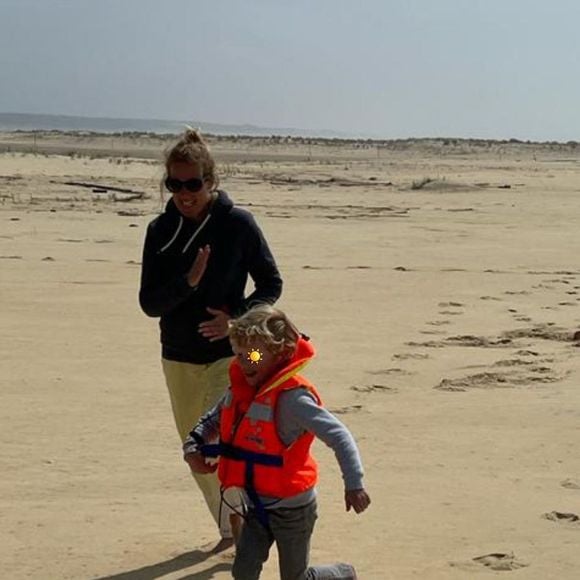 Agathe Lecaron partage de rares photos d'elle avec son mari François Pellissier ainsi que leurs enfants Gaspard et Félix.