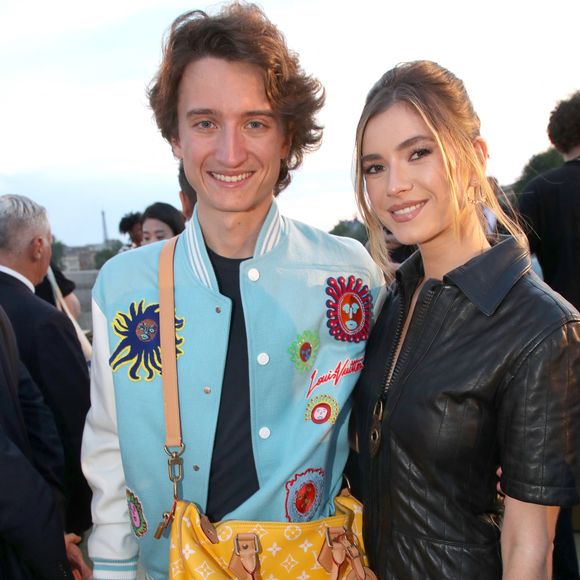 Jean Arnault, aujourd'hui 27 ans, occupe le poste de directeur du marketing et du développement des montres pour Louis Vuitton. 

Jean Arnault et sa compagne Zita d'Hauteville - Défilé de mode Louis Vuitton Homme, Collection Printemps-Été 2024 dans le cadre de la Fashion Week de Paris, France, le 20 Juin 2023. 

© Olivier Borde / Bertrand Rindoff / Bestimage