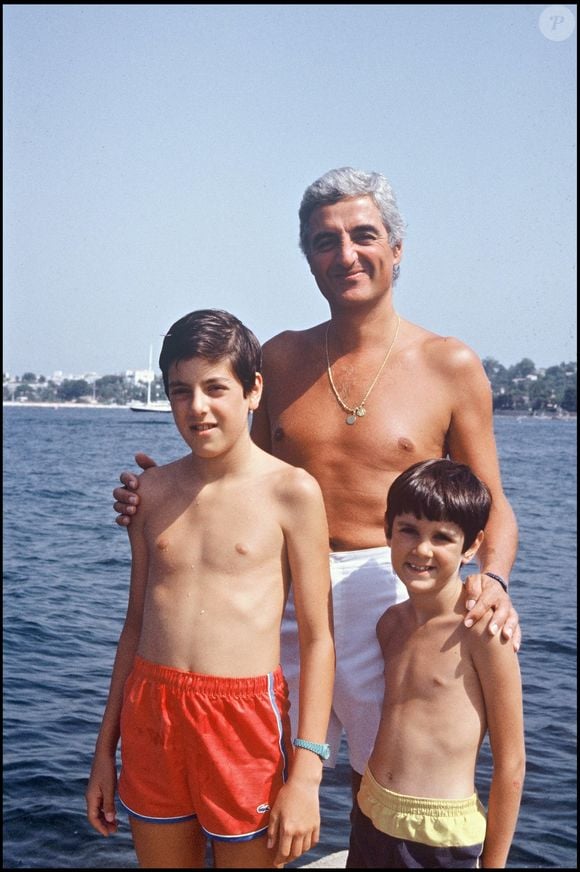 Exclusif - Jean Loup Dabadie et ses enfants Clement et Florent en 1992.