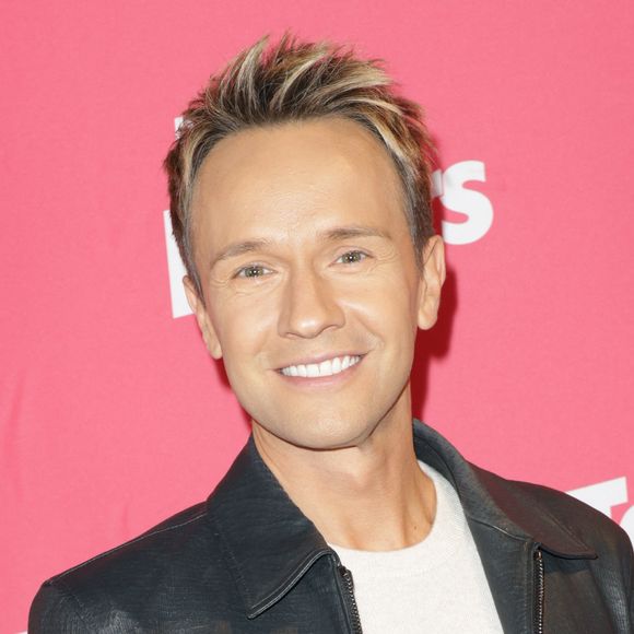Après de nombreuses années à présenter l'émission "Fort Boyard", Olivier Minne a tiré son chapeau et s'en est allé... vers M6 plus précisément ! 

Cyril Féraud - Photocall de la soirée "Télé Loisirs Awards" au Jardin d'Acclimatation à Paris. © Coadic Guirec/Bestimage