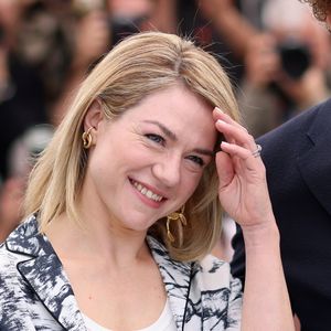 Emilie Dequenne au photocall du jury "Un Certain Regard" lors du 76ème Festival International du Film de Cannes, le 17 mai 2023.
© Dominique Jacovides/Cyril Moreau/Bestimage