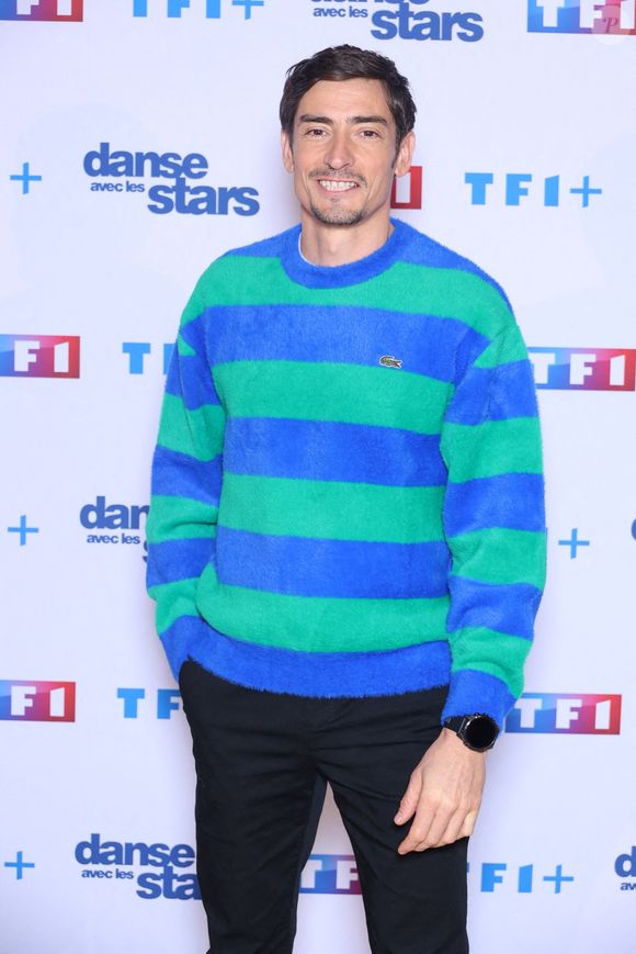 Claude Dartois participe au photocall de Danse Avec Les Stars dans les studios de TF1 le 16 janvier 2025. Photo par Jerome Domine/ABACAPRESS.COM