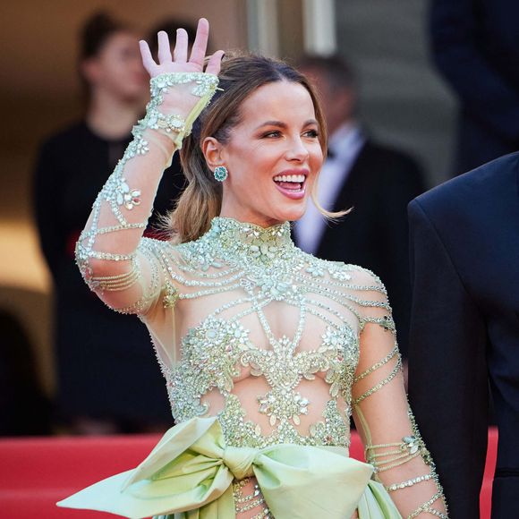 Kate Beckinsale - Montée des marches du film "La passion de Dodin Bouffant" lors du 76ème Festival International du Film de Cannes, au Palais des Festivals à Cannes. Le 24 mai 2023. © Jacovides-Moreau / Bestimage