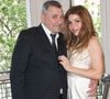 Exclusif - Jean-Marie Bigard et sa femme Lola Marois - Jean-Marie Bigard et Lola Marois lors de la cérémonie oecuménique à l'occasion du renouvellement de leurs vœux pour leur 10 ans de mariage. Le 27 mai 2021
© Coadic Guirec / Bestimage
