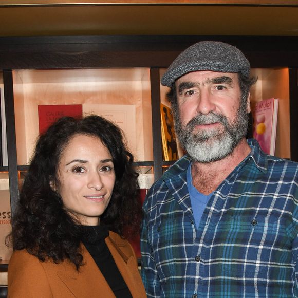 Rachida Brakni et Eric Cantona traversent une passe difficile.

Exclusif - Rachida Brakni et Eric Cantona lors d'une conférence de presse de la série "Le voyageur: La permission de minuit" 

Photo : Coadic Guirec / Bestimage