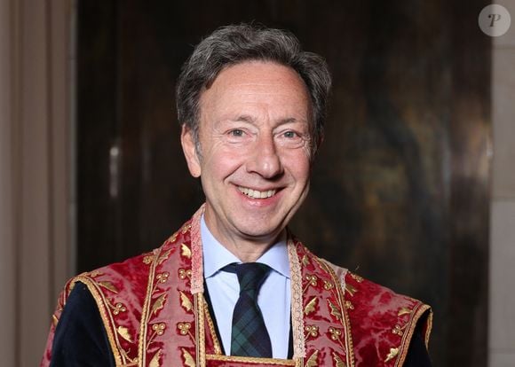 Stéphane Bern nommé Pape du Patrimoine lors de la Saint Clément au restaurant Alain Ducasse Baccarat, à Paris, France, le 20 novembre 2025. © Denis Guignebourg/Bestimage