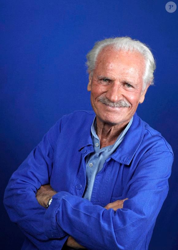 Yann Arthus-Bertrand pose lors d'une séance de portrait à Paris, France, le 20 septembre 2023. Photo by VIM/ABACAPRESS.COM