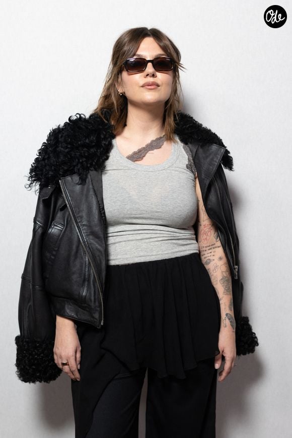 Louane Emera au photocall du défilé Vaillant Collection Femme Prêt-à-Porter Automne/Hiver 2026-2027 lors de la Fashion Week de Paris (PFW) au palais de Tokyo, à Paris, France, le 6 mars 2026. © Julien Sarkissian/Bestimage