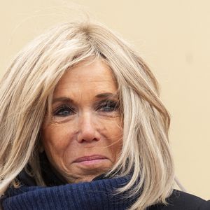 Brigitte Macron - Match de football caritatif du Variétés club de France au profit de l'opération Pièces jaunes au stade Bernard Giroux à Plaisir, France, le 24 avril 2024. Le match a permis de récolter 57.500€. © Pierre Perusseau/Bestimage