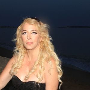 Exclusif - Loana - Rendez-vous avec Loana lors du 76ème Festival International du Film de Cannes le 25 mai 2023. Rendez-vous avec Loana lors du 76ème Festival International du Film de Cannes le 25 mai 2023. © Philippe Baldini/Bestimage