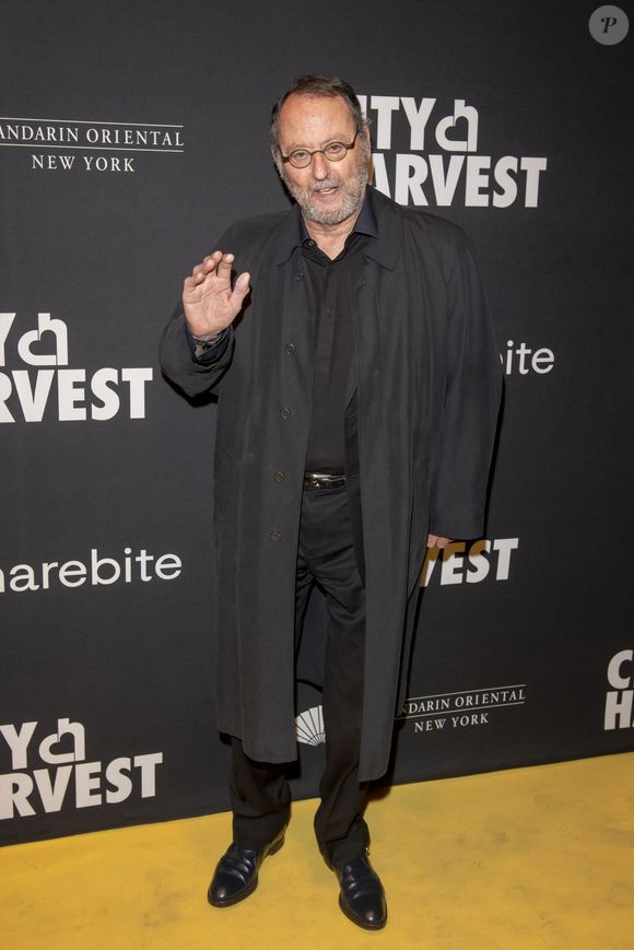 Info - L'acteur Jean Reno monte sur les planches à partir du 10 mai au Japon pour présenter sa pièce autobiographique "Le Chameau" - Jean Reno participe au 2024 City Harvest Gala au Cipriani 42nd Street à New York. 10 avril 2024, New York, États-Unis
Ron Adar-SOPA Images / Zuma Press / Bestimage