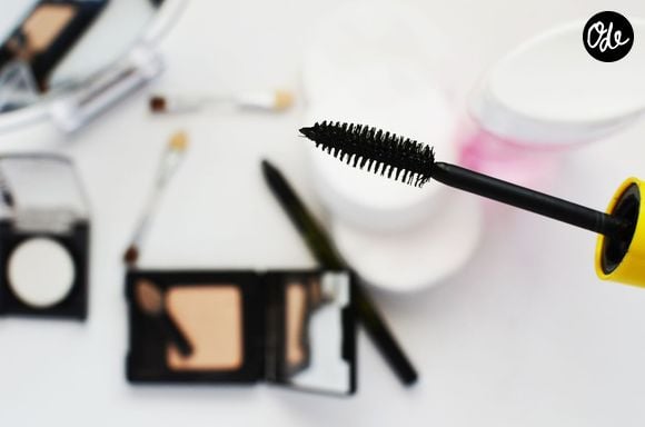 Mavala, RevitaLash et Ecrinal : trois soins intégrés à ma routine du soir.

Images Pexels