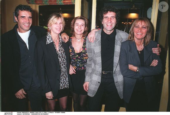 "J’ai terminé sur le toit. Alors que j’étais sur la file de gauche, je me suis retrouvée sur la bande d’arrêt d’urgence."

Archives : Gérard Leclerc et sa femme Julie @Bestimage