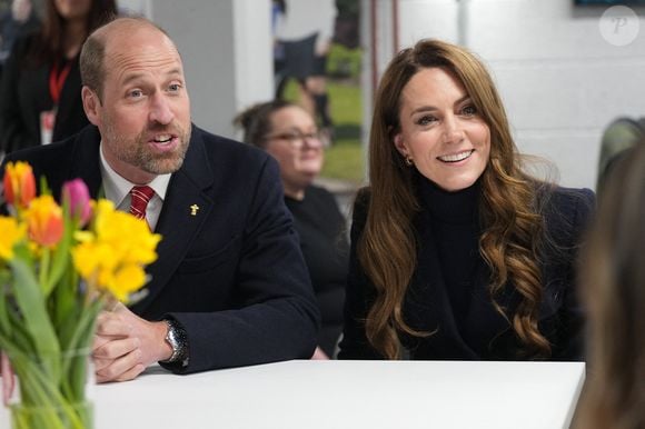 Ce dernier doit d'ailleurs retrouver de nombreuses têtes couronnées, à l'image du roi d'Espagne, de Belgique, du Luxembourg ou encore le prince de Monaco.

Le prince William, prince de Galles, et Catherine (Kate) Middleton, princesse de Galles, rencontrent des joueurs blessés, en marge du match du tournoi des Six Nations entre le Pays de Galles et l'Angleterre à Cardiff, le 15 mars 2025.
©Julien Burton / Bestimage