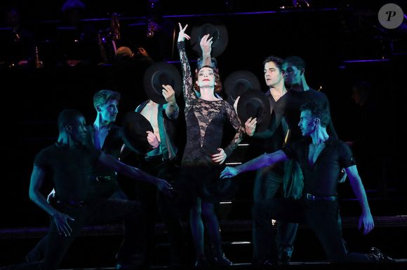 Un ancien élève de la "Star Academy" était également présent. 

Vanessa Cailhol - Filage de la comédie musicale "Chicago, le Musical" au Casino de Paris le 13 Novembre 2025. © Bertrand Rindoff / Bestimage