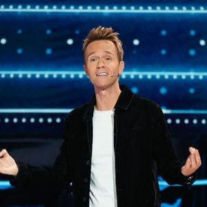 Il est par ailleurs devenu, l'an dernier, le papa d'un petit Tim. 

Exclusif - Cyril Feraud lors de l'enregistrement de l'émission "100% logique" présentée par C. Feraud et qui sera diffusée le 4 octobre 2025 sur France 2 au studio du Lendit à Saint-Denis, France, le 12 mars 2025. © Christophe Clovis/Bestimage