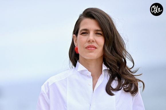 Charlotte Casiraghi  lors de la séance photo du défilé Chanel Croisière 2026-2027 au Casino municipal de Biarritz, en France, le 28 avril 2026. Photo de Franck Castel/ABACAPRESS.COM