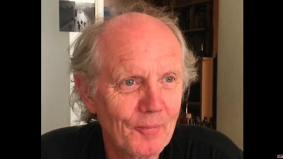 Une célèbre voix française s'est éteinte à 76 ans, ce comédien était le frère d'un acteur très populaire