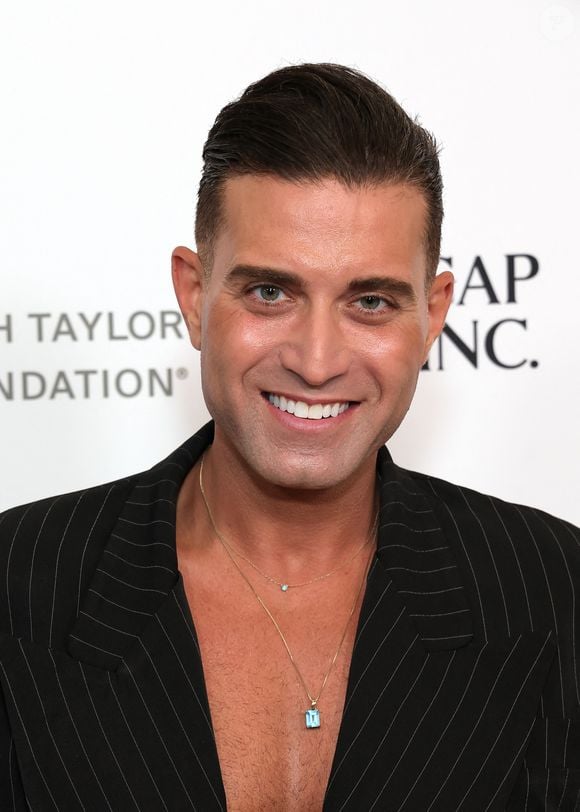 Âgé de 41 ans, Omar Sharif Jr. est acteur et mannequin.
Omar Sharif Jr. au Elizabeth Taylor Ball To End AIDS à l'hôtel Beverly Hills le 26 septembre 2024 à Beverly Hills, Californie.
©Photo Press Service / BESTIMAGE
