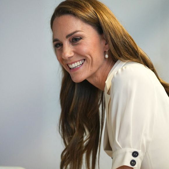 Kate Middleton a rendu visite aux enfants et aux familles de l’Evelina London Children’s Hospital.

Kate Middleton, la princesse de Galles (Royaume-Uni), visite l'hôpital pour enfants Evelina London à Londres.
Photo prise par Alastair Grant / WPA-Pool.