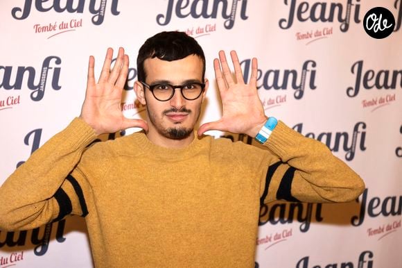 Paul El Kharrat à la 150 ème du spectacle "Tombé du ciel" de Jeanfi Janssens à la Comédie des Champs Elysées à Paris le 13 février 2025. Spectacle suivi d'une réception Restaurant Manko. © Cédric Perrin / Bestimage