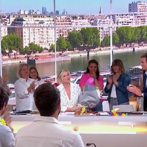 Flavie Flament quitte "Télématin", grande émotion pour sa dernière sur France 2 !
