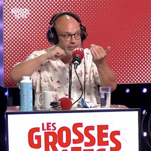 "J’ai eu très très peur, j’ai senti mon corps brûler et tout", a-t-il confié.

Yoann Riou dans les Grosses Têtes lundi 25 août 2025 @RTL