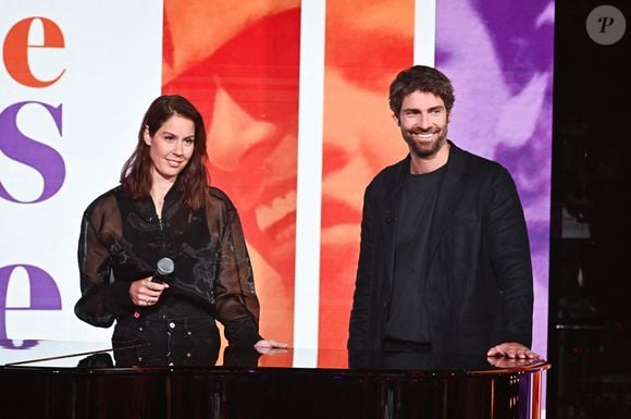 Exclusif - Fanny et Tom Leeb lors de l'enregistrement de l'émission "Famille je vous aime" présentée par M. Drucker et qui sera diffusée le 13 juin 2025 sur France 3, aux Studios rive gauche à Paris, France, le 15 avril 2025. © Clovis-Gaffiot/Bestimage