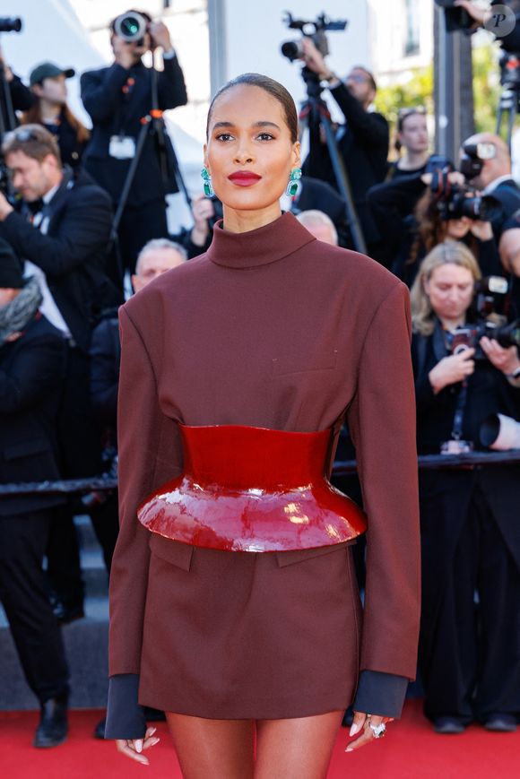 Cindy Bruna - Montée des marches du film " La bataille de Gaulle : L'âge de fer " lors du 79ème Festival International du Film de Cannes, le 20 mai 2026. © Jacovides-Moreau / Bestimage