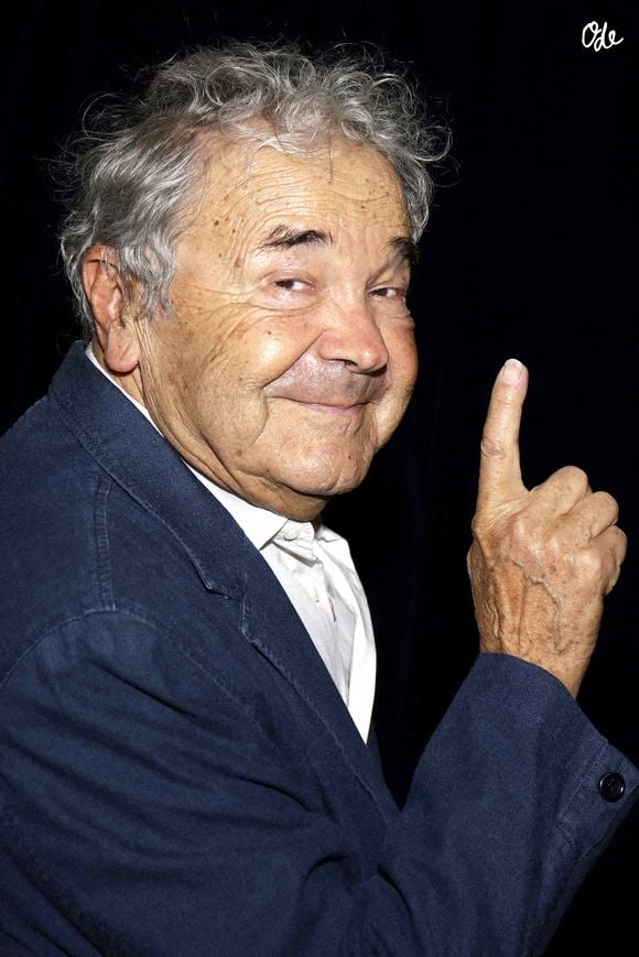 Pierre Perret pose pour des photos le 4 septembre 2020 à Paris, en France. Photo : Vim/ABACAPRESS.COM