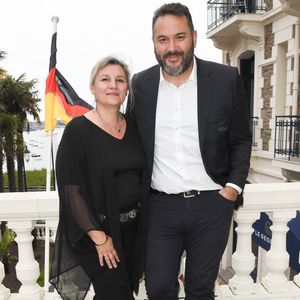 Bruce Toussaint et sa femme Catherine lors de l'inauguration de l'hôtel Barrière Le Grand Hôtel Dinard, après cinq mois de rénovation, à Dinard, France, le 15 juin 2019. © Coadic Guirec/Bestimage