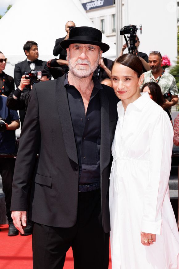 Eric Cantona et sa femme Rachida Brakni - Montée des marches du film " Soudain " lors du 79ème Festival International du Film de Cannes, le 15 mai 2026. © Jacovides-Moreau / Bestimage