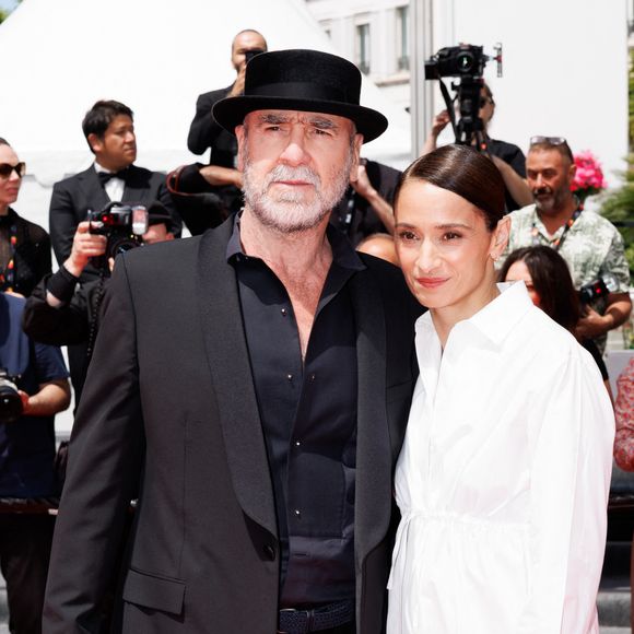 Eric Cantona et sa femme Rachida Brakni - Montée des marches du film " Soudain " lors du 79ème Festival International du Film de Cannes, le 15 mai 2026. © Jacovides-Moreau / Bestimage