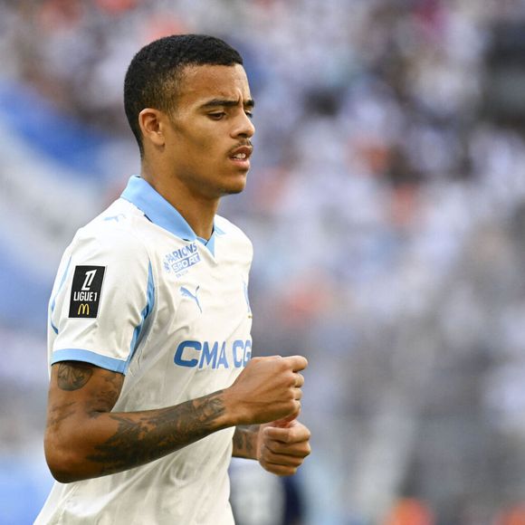 Son comportement hors terrain, notamment une altercation avec un coéquipier, Mason Greenwood, a provoqué des polémiques.

Mason Greenwood lors du match de Ligue 1 entre l'Olympique de Marseille et le Paris Football Club le 23 août 2025 à Marseille.

© William Cannarella/PsnewZ/Bestimage