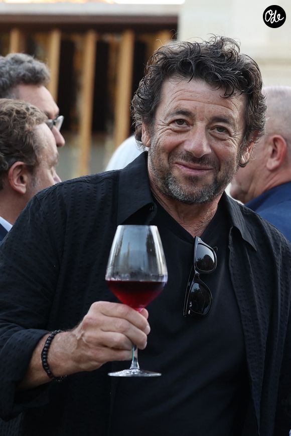 Patrick Bruel (invité d'honneur) - Cérémonie d'ouverture du Festival International du Film de Pauillac au Château d'Armailhac à Pauillac le 8 juillet 2025. © Jean-Marc Lhomer/Bestimage