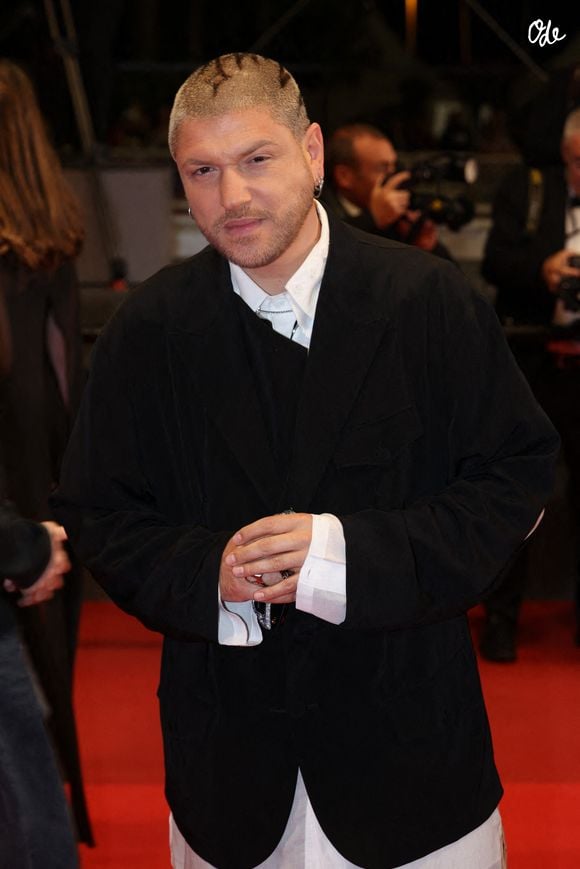 Quentin Mosimann sur le tapis rouge de la projection du film "Sanguine" lors du 79e Festival de Cannes, au Palais des Festivals, le 14 mai 2026 à Cannes, en France. Photo de Jérôme Domine/ABACAPRESS.COM