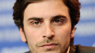 Roman Kolinka : Le fils de Richard Kolinka et de Marie Trintignant vit dans les Cévennes, il tient une adresse très prisée