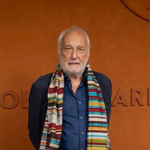 François Berléand a reconnu qu'il regrettait de ne pas avoir transmis son goût de la lecture à la plupart de ses enfants.
Francois Berléand au village lors des Internationaux de France de Tennis de Roland Garros, à Paris, France.
© Cyril Moreau/Bestimage