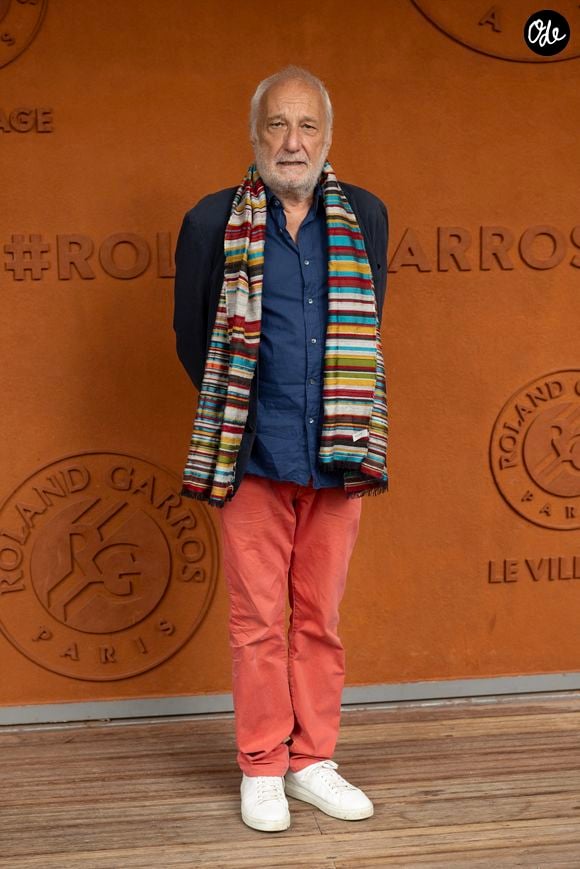François Berléand a reconnu qu'il regrettait de ne pas avoir transmis son goût de la lecture à la plupart de ses enfants.

Francois Berléand au village lors des Internationaux de France de Tennis de Roland Garros, à Paris, France.

© Cyril Moreau/Bestimage