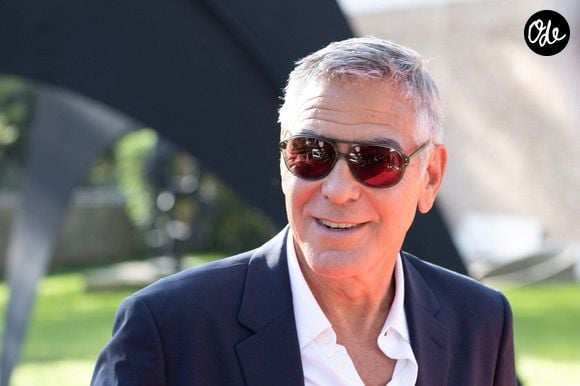 Pour cette nouvelle aventure, il s’associera à l’homme d’affaires canadien Graham Porter, propriétaire de l’hôtel Lou Calen.

George Clooney au "Sommet Lumière" à la Fondation Maeght à Saint-Paul-de-Vence, afin de définir un nouveau multilatéralisme pour le cinéma et l'image animée. 

© Syspeo/Pool/Bestimage