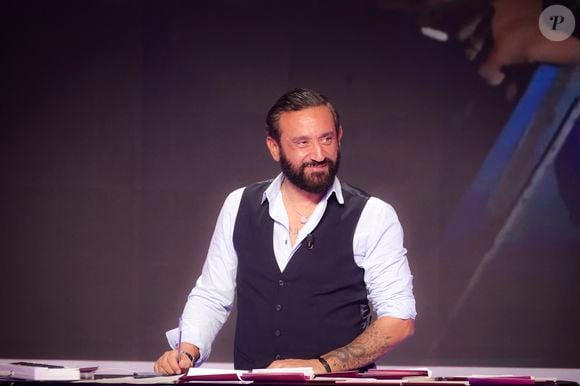 Exclusif - Cyril Hanouna, sur le plateau de  TBT9 présenté par C.Hanouna, et diffusé en direct sur W9, Paris, France, le 05 novembre 2025. © Jack Tribeca / Bestimage