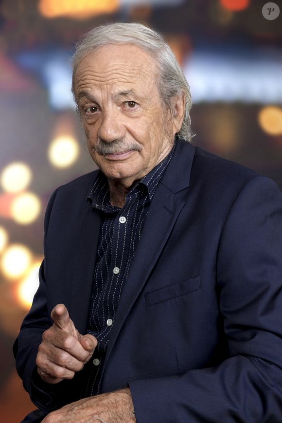 Exclusif - Portrait de Patrick Chesnais lors de l'enregistrement de l'émission "Chez Jordan de Luxe" à Paris. Le 11 septembre 2024 © Cédric Perrin / Bestimage